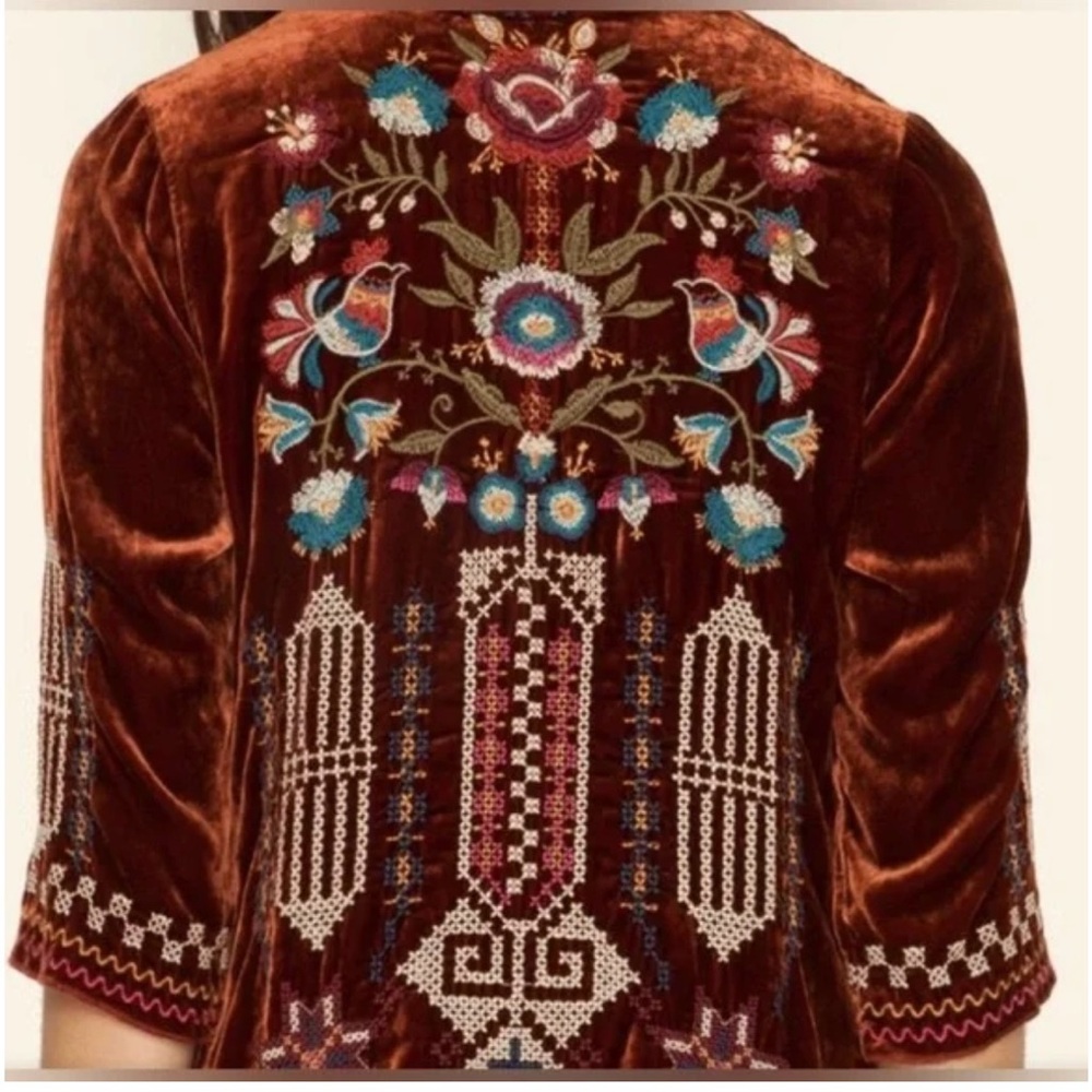 NWT!! Johnny Was Size M Daniela Embroidered Velvet Cardigan - Picture 3 of 11